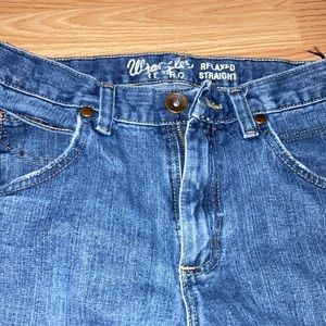 Boys size 16R Wrangler Retro relaxed fit